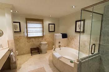 Treasure Beach By Elegant Hotels - All-Inclusive, Adults-Only Paynes Bay Экстерьер фото