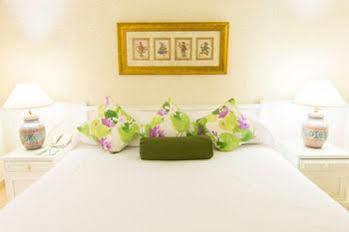 Treasure Beach By Elegant Hotels - All-Inclusive, Adults-Only Paynes Bay Экстерьер фото